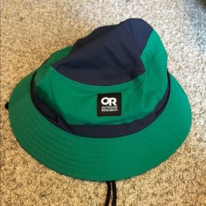 Outdoor Research Green and Blue Bucket Hat